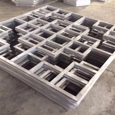 廣東仿古木紋定制鋁窗花